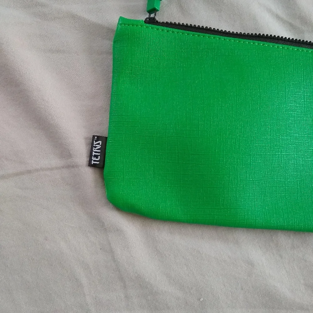 💙 Ipsy‎ Green Tetris Makeup Bag (3 for $20)